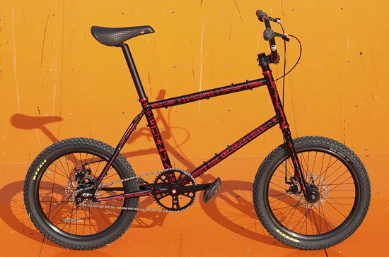 Cinelli Tutto Mini Limited Edition by Mike Giant ���ͥ� �ȥ��å� �ߥ� �ޥ��������㥤����� �����ǥ� ������ �ȥåץ��᡼��